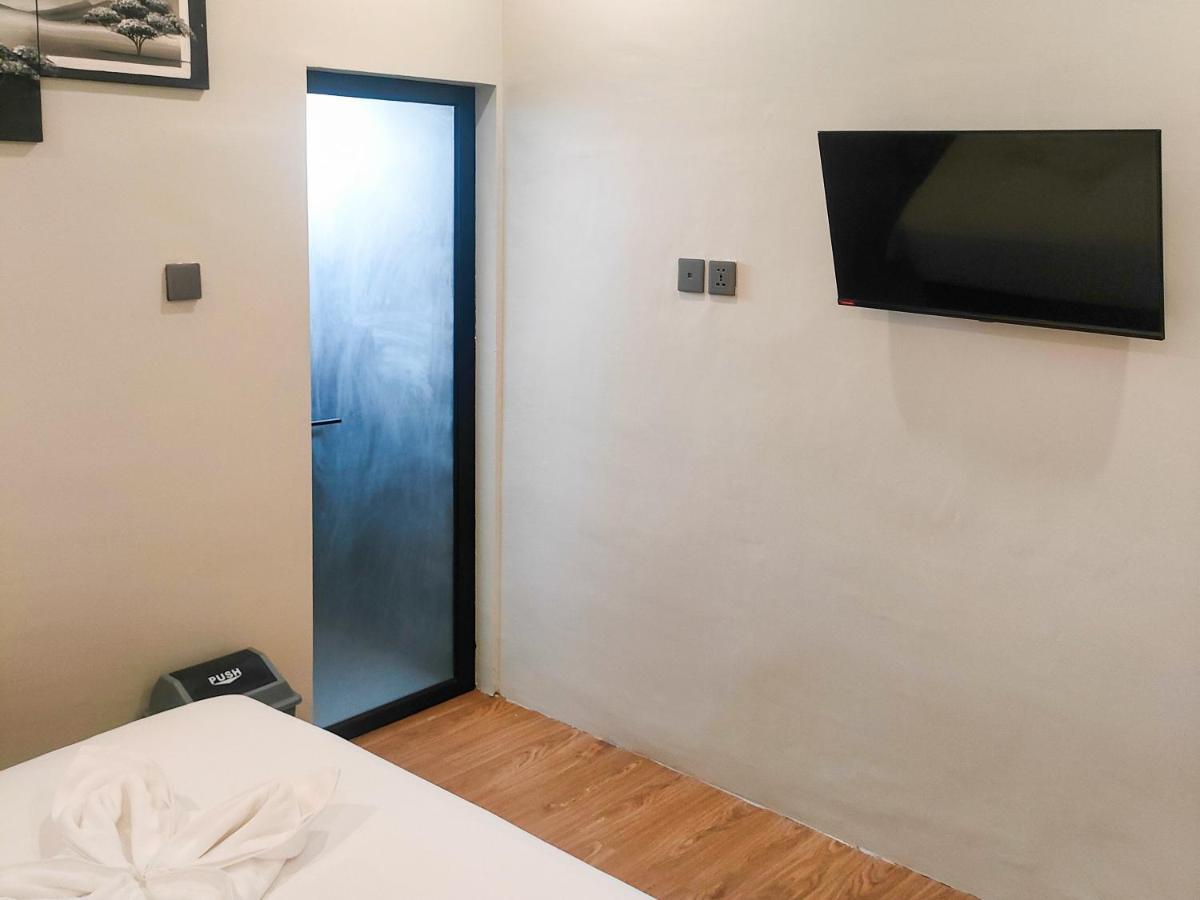 Travel Biz Hotel Medan Mitra Reddoorz Eksteriør bilde