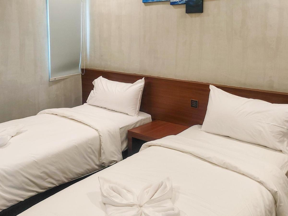 Travel Biz Hotel Medan Mitra Reddoorz Eksteriør bilde